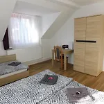 8888 * Lispeszentadorján