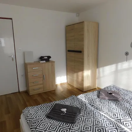 8888 Vendeghaz Casă la țară Lispeszentadorján