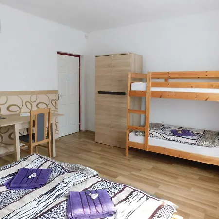 8888 Vendeghaz Casă la țară Lispeszentadorján